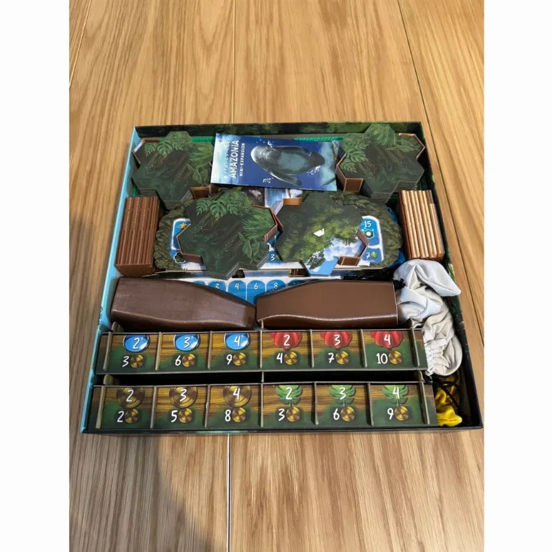 Life of the Amazonia Insert
