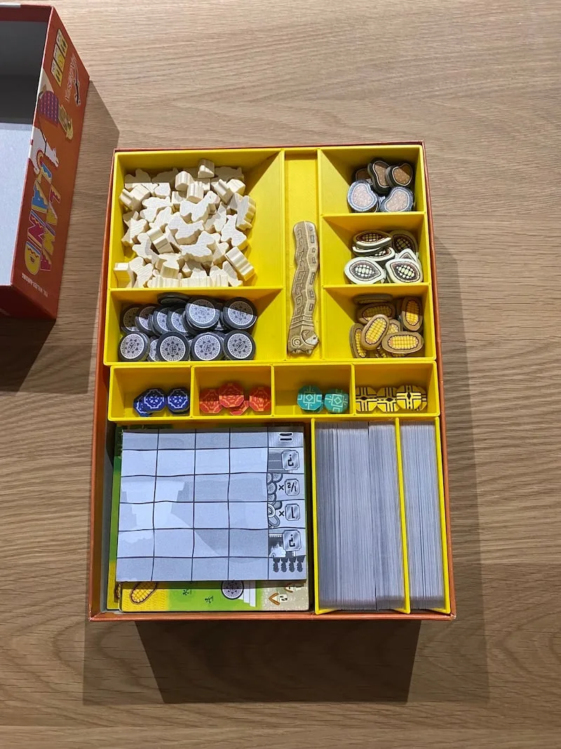 LLamaland - Insert for base game