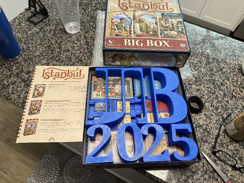 Istanbul Big Box REMIX (sleeved cards and levelers)