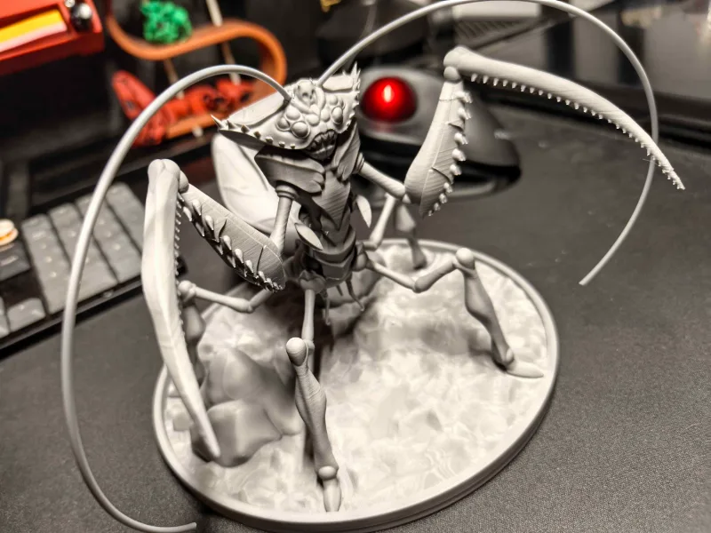 Carapace Queen and Token miniature - Aeon's End