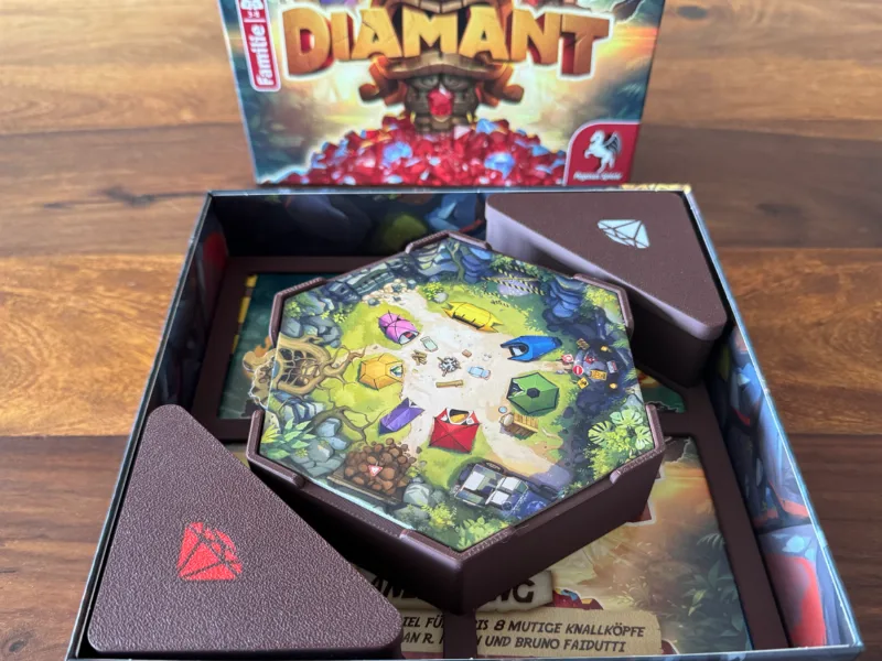 Diamant board game insert