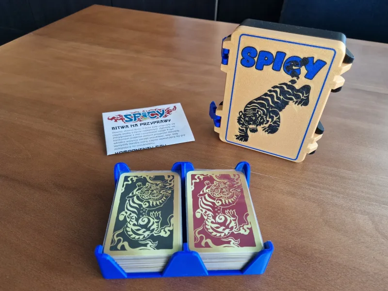 Spicy box - sleeved cards