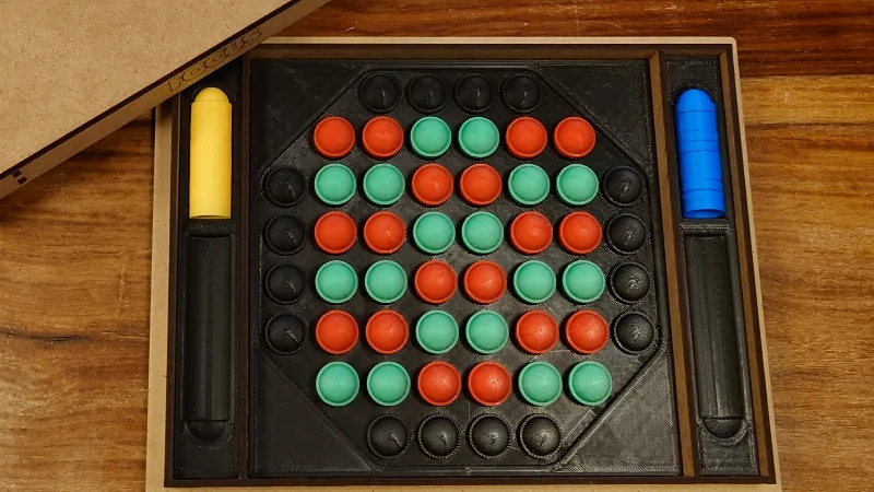 Focus – Miniature Version of the Classic Board Game