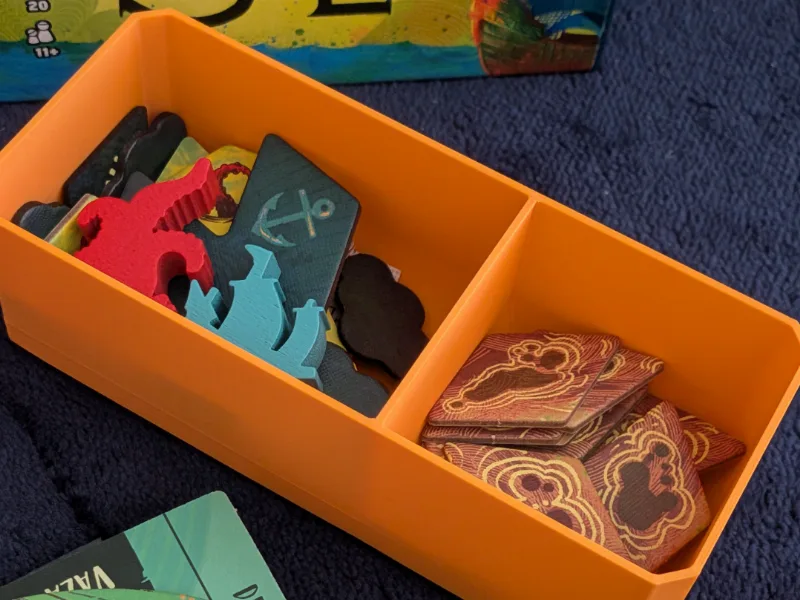 Sail - minimal boardgame insert + deck holder