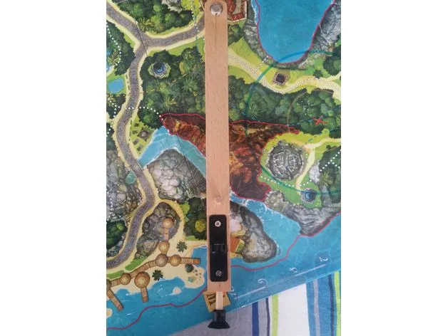 Treasure Island compass pen holder / Support crayon pour compas de l'Ile au Trésor