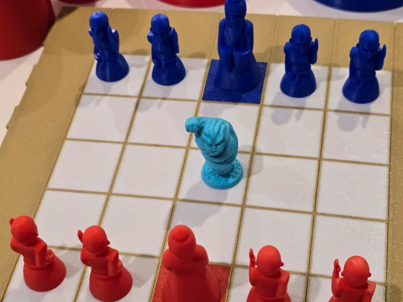 Roll-up Onitama Board Game