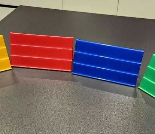 rummikub folding stand (to be mounted without glue)