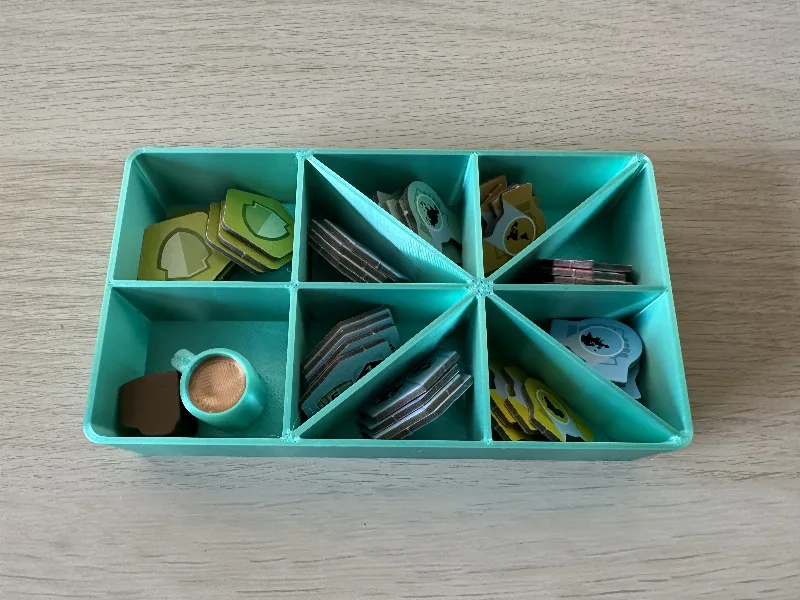 Ark Nova subdivided token tray