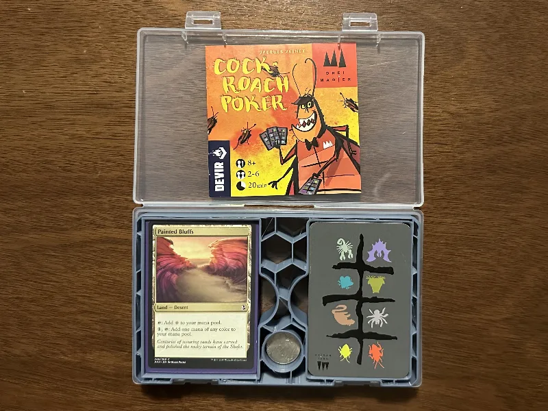 Cockroach Poker + Sleeved Cards - Photo Box Game Organizer
