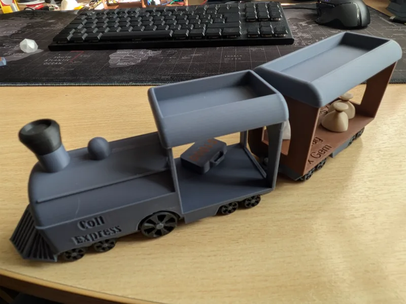 Colt Express Train and Loot
