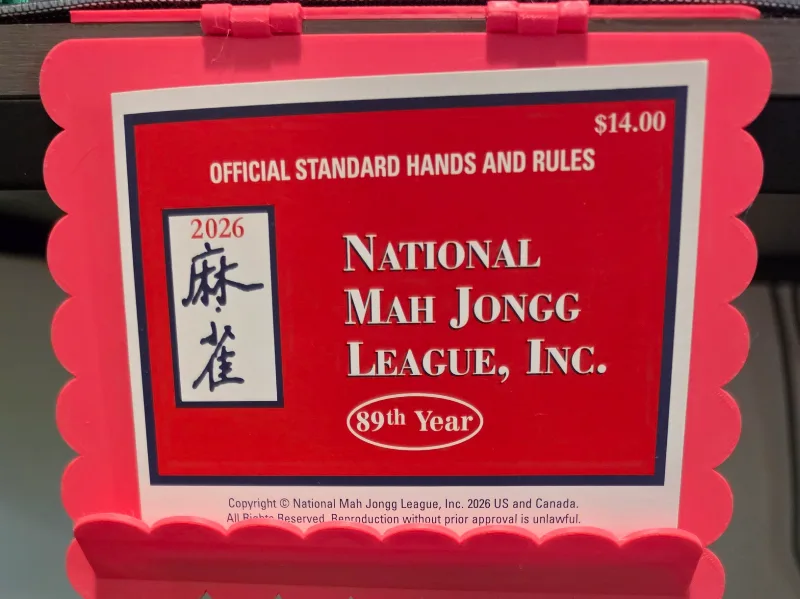 Mahjong Rule Card Holder Scalloped Border