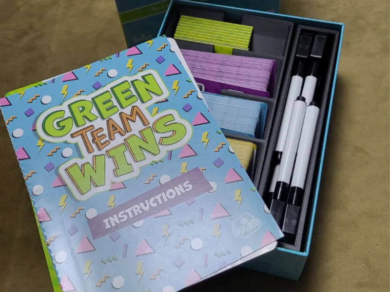 Green team wins, board game organiser