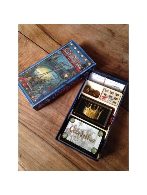 PORTE CARTE POUR LE JEU CITADELLES