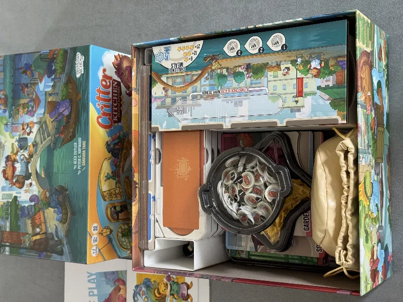 Critter Kitchen Deluxe organizer with Player Tray and Card Tray
