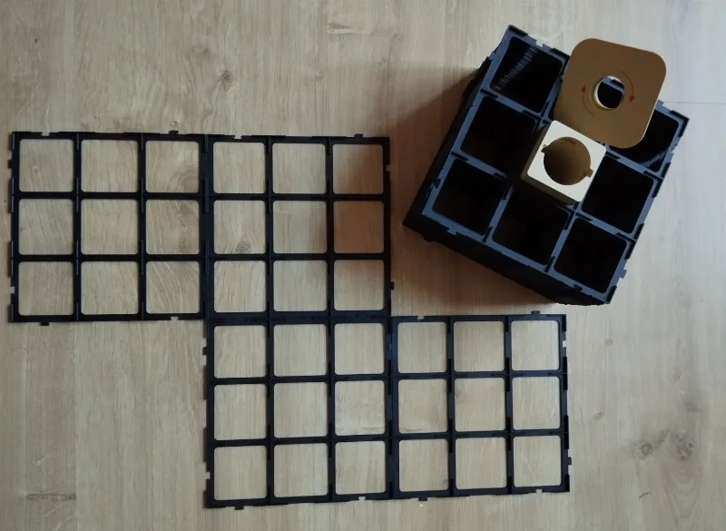 Carcassonne tile grids with holder