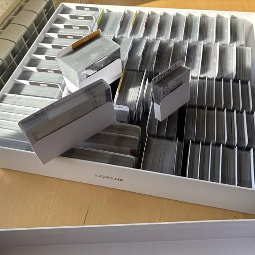 Primal The Awakening Sleeves Box organizer