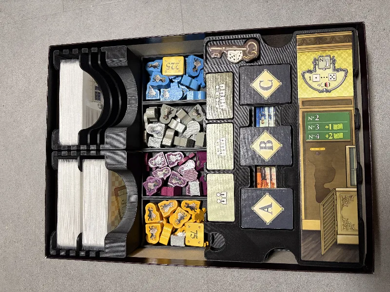 Grand austria hotel Deluxe: player tray