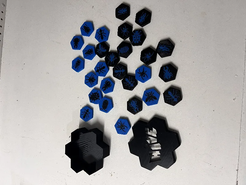 HIVE -Strategy Board game for 2 players ( MMU NOT NEEDED ! ) - Mini+ Layout
