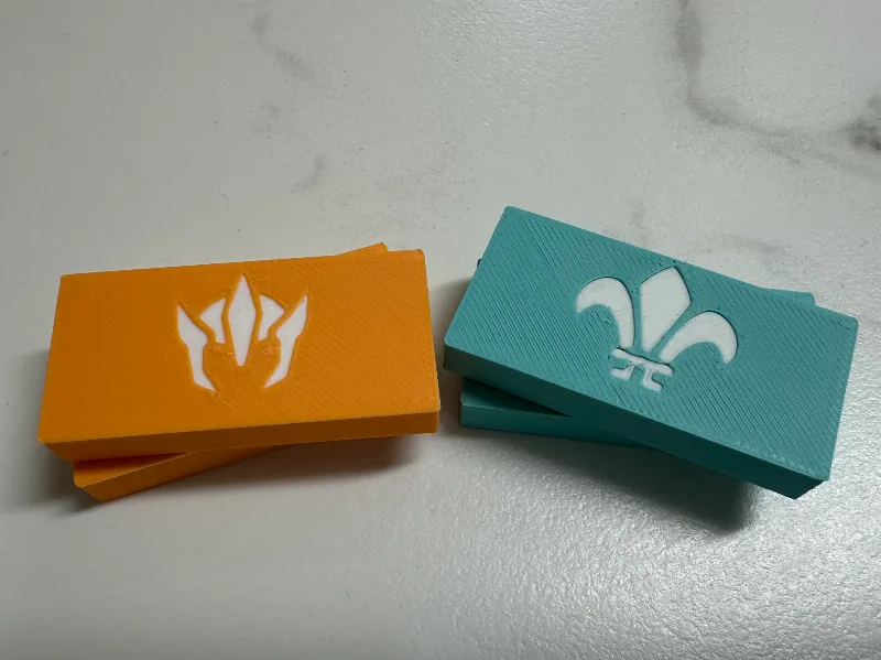 Emerald skulls 7-8th player betting tokens