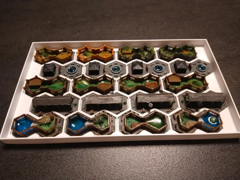 Ark Nova box for 2-tile enclosures