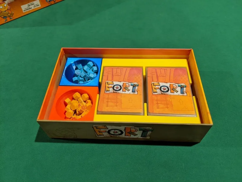 Organizer for Fort