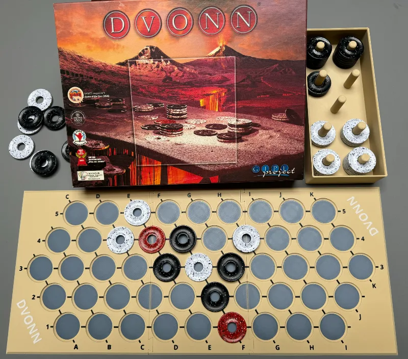 DVONN board and pieces holder