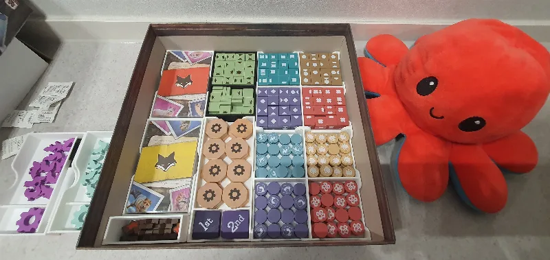 The Fox Experiment Wooden Edition (4 players) Board Game Organizer