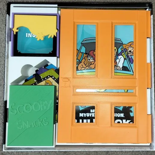 Betrayal at House on the Hill Scooby Doo edition Box Insert
