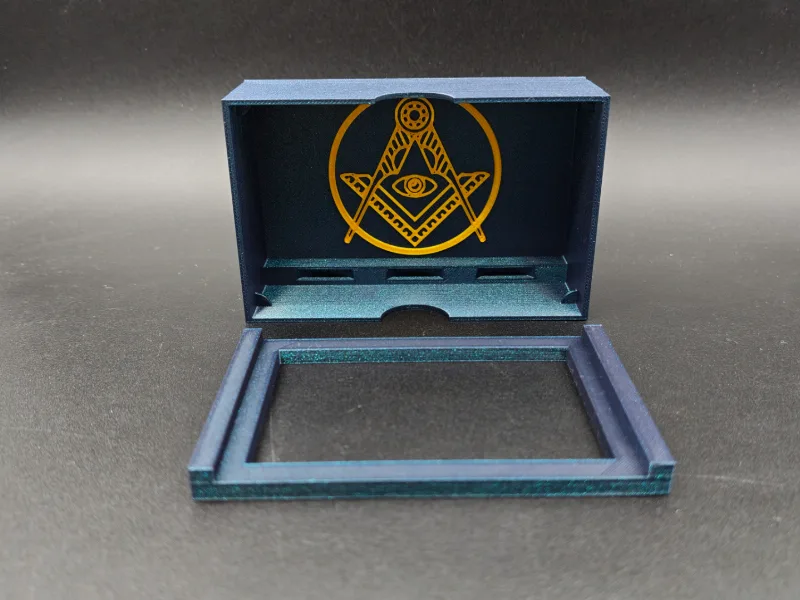 Minaturen Box mit Kartenhalter für HeroQuest Elite