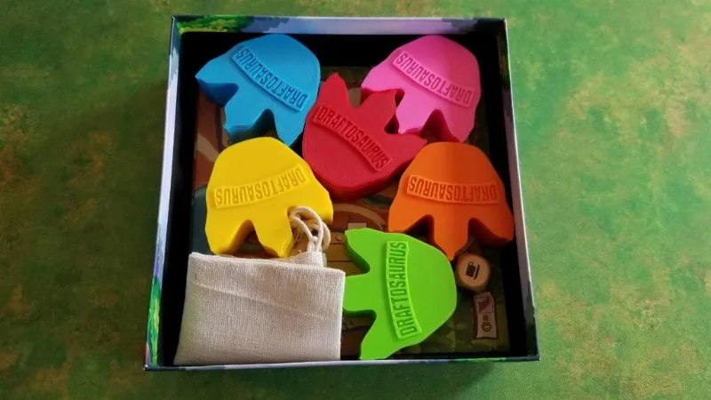 Draftosaurus -Dinosaur box with lid and/or magnet - Remix