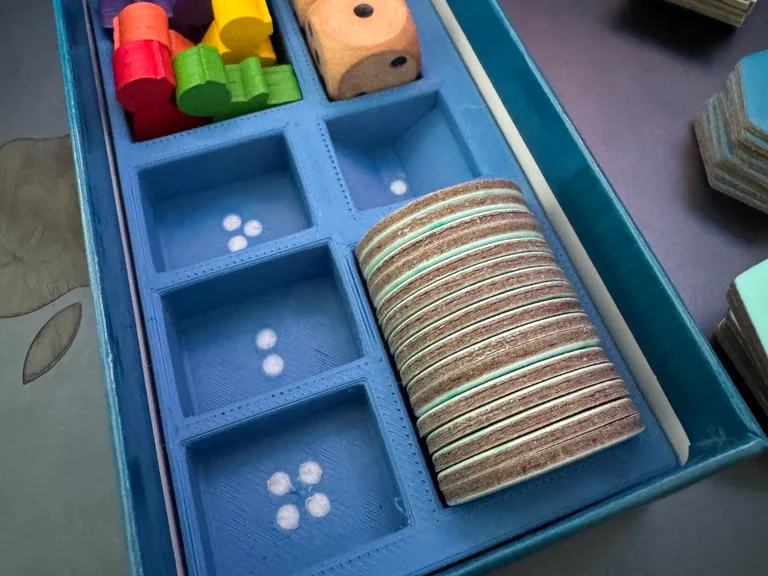 Deep sea adventure box organizer