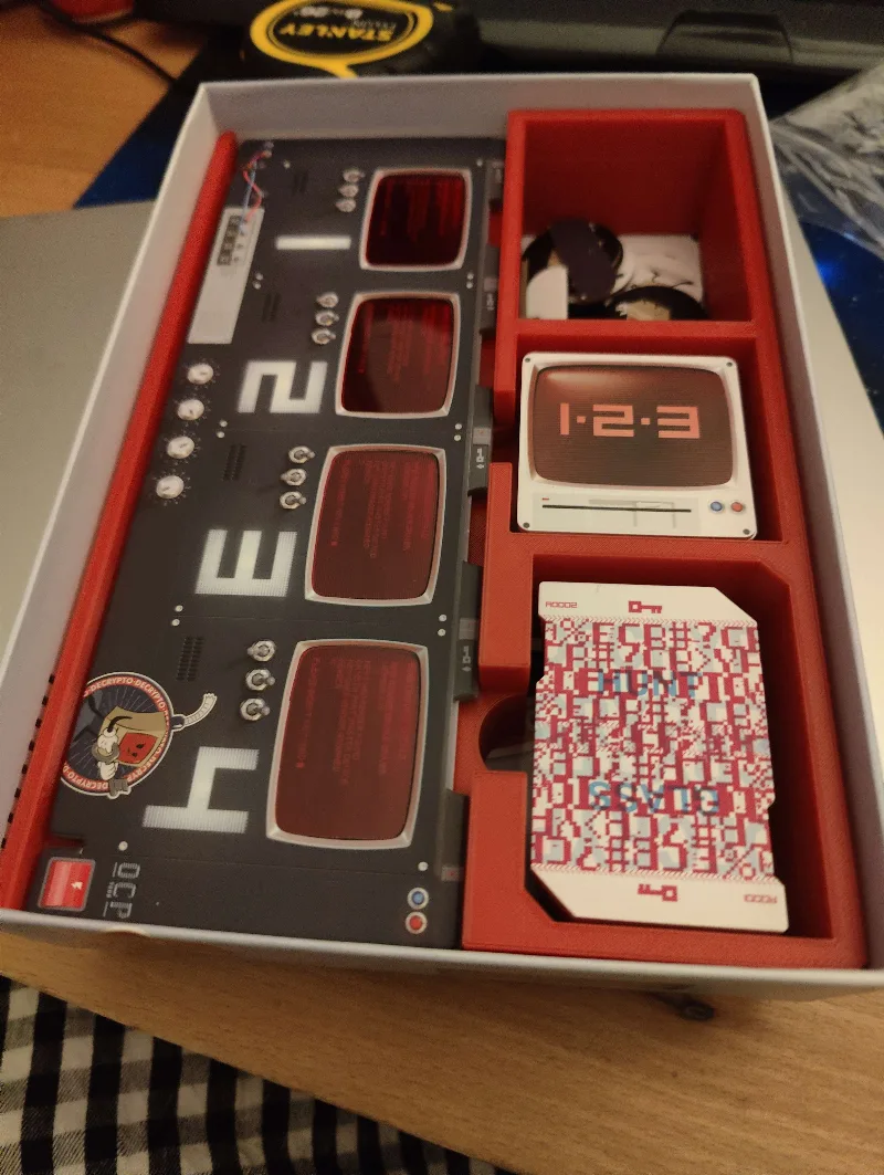 Decrypto Insert