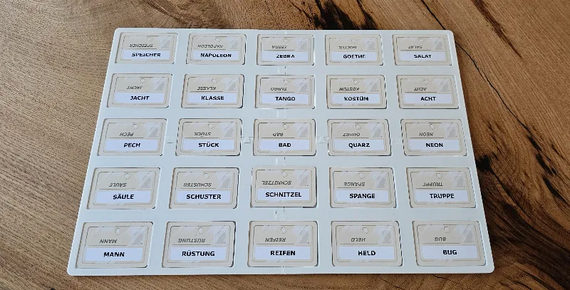 Codenames - Card Tray