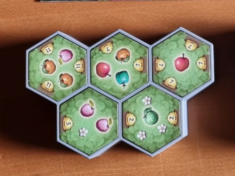 Applejack Game Storage