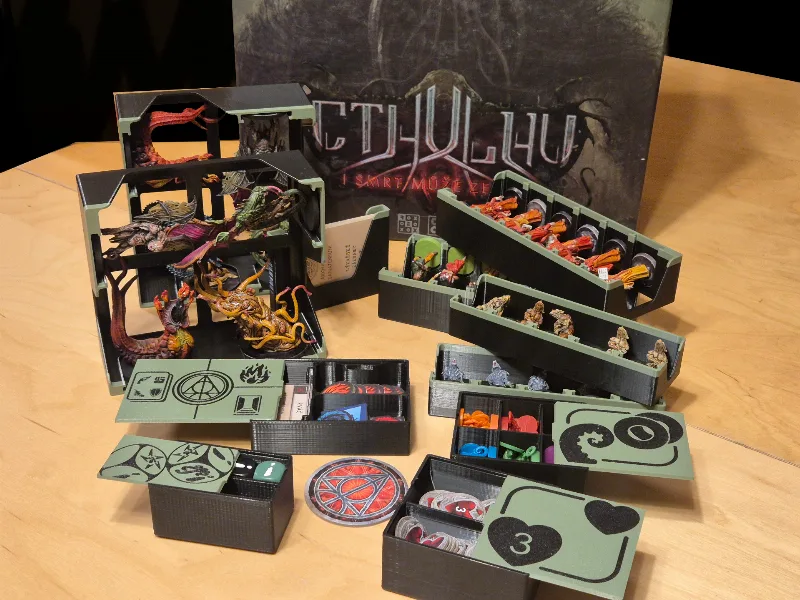 Cthulhu Death May Die - Season 1 Insert