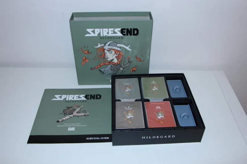 Spire's End Hildegard Organizer Insert Helper