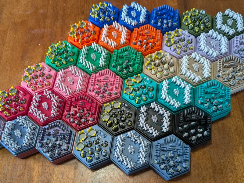 Catan Piece Holders for 3d printed Catan w/ Lids