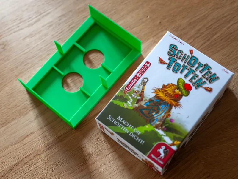 Schotten Totten - Insert for Sleeved Cards