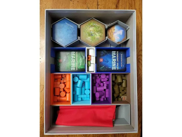 Dominant Species: Marine Box Insert