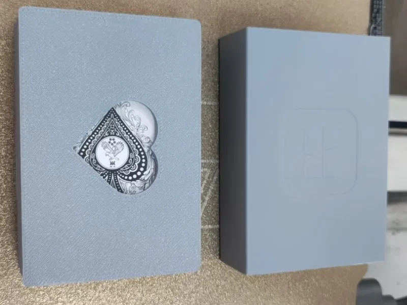 Poker card storage box with Tuozhu logo