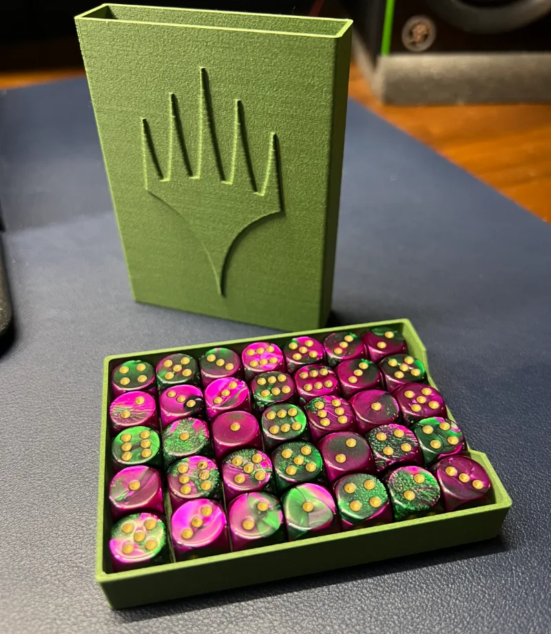 12mm Chessex Dice Set Case - Magic: The Gathering