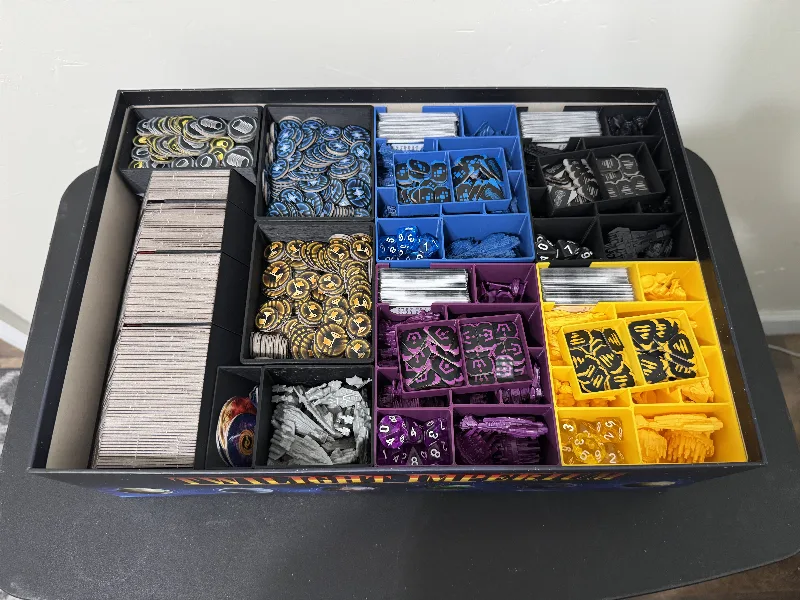 Twilight Imperium 4e + PoK + TE w/sleeved cards and no lid lift (TI4)