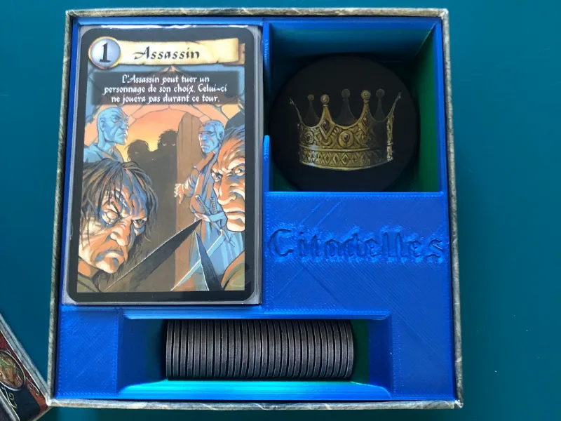 Storage box for the game Citadels