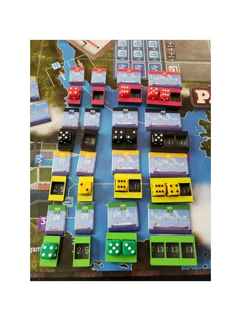 Panamax board game boats dice holders