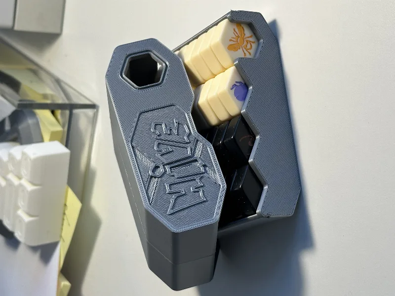 Hive Pocket Box, with a click!