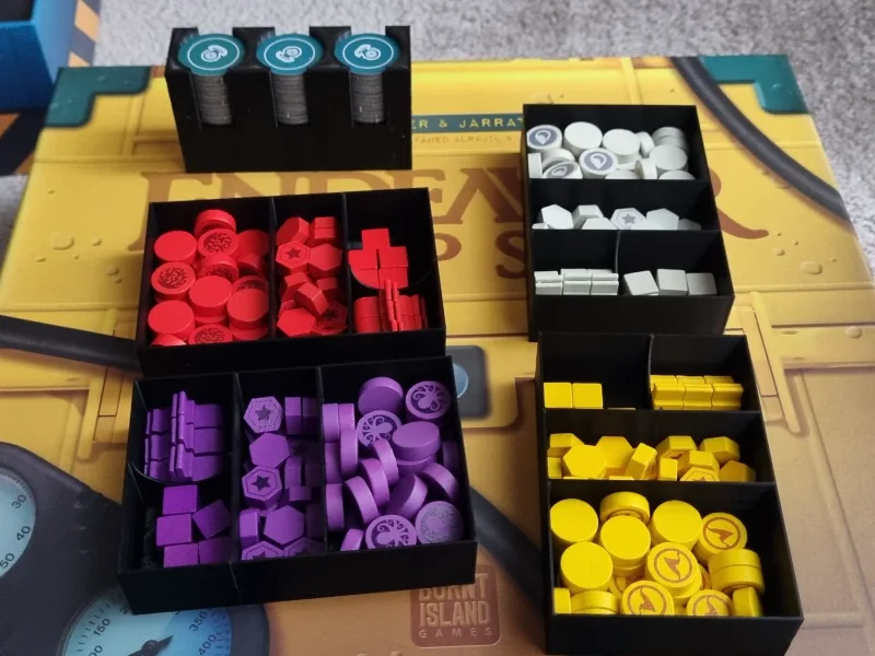 Endeavor Deep Sea simple organiser