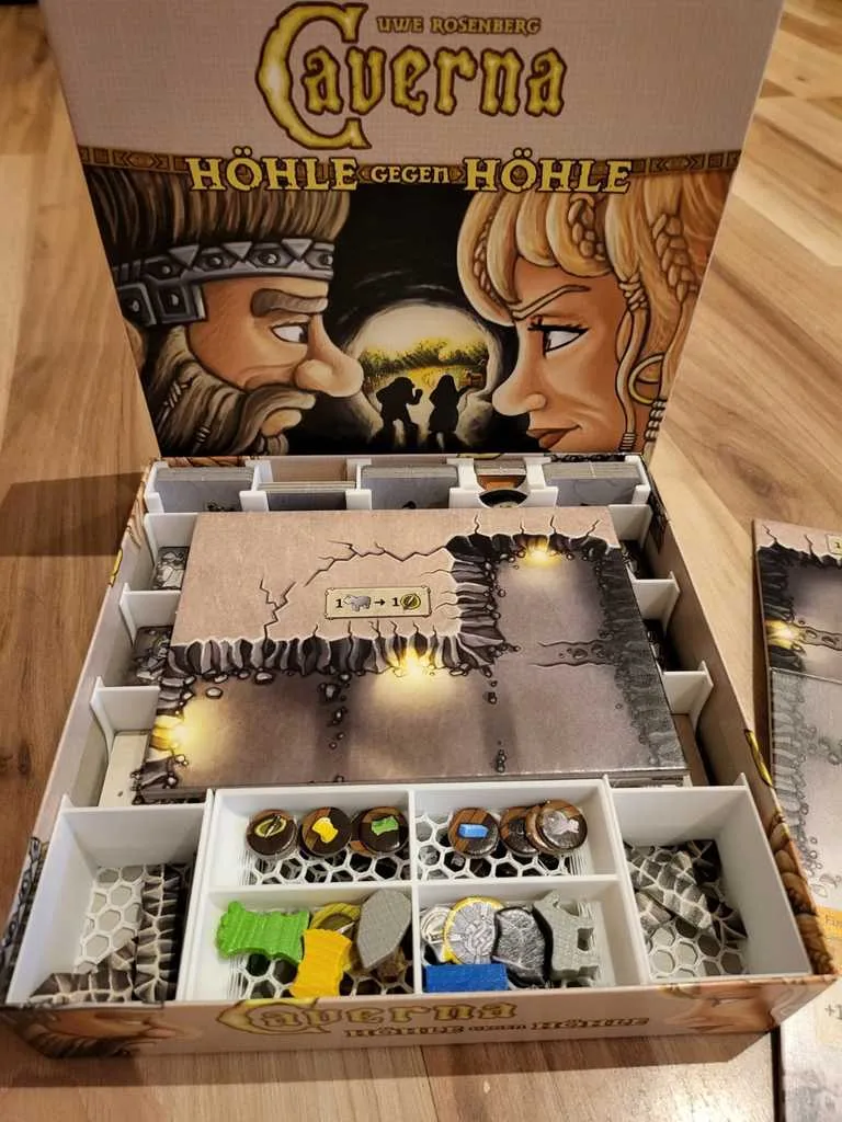 Caverna: Cave vs Cave insert (incl. expansion Era II)