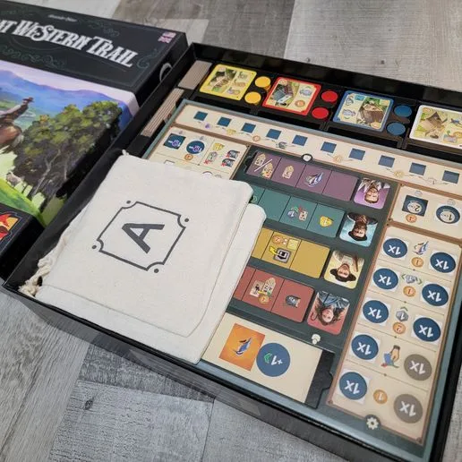 Great Western Trail New Zealand insert / box organizer with individual player trays (supports sleeved cards)