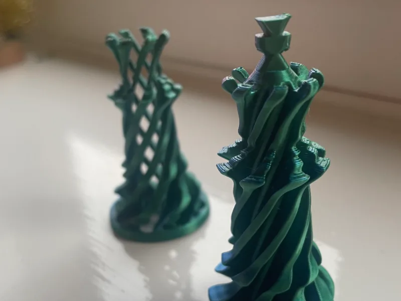 KING CHESS PIECE PASTHROUGH CONE