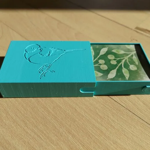 Wingspan card holder